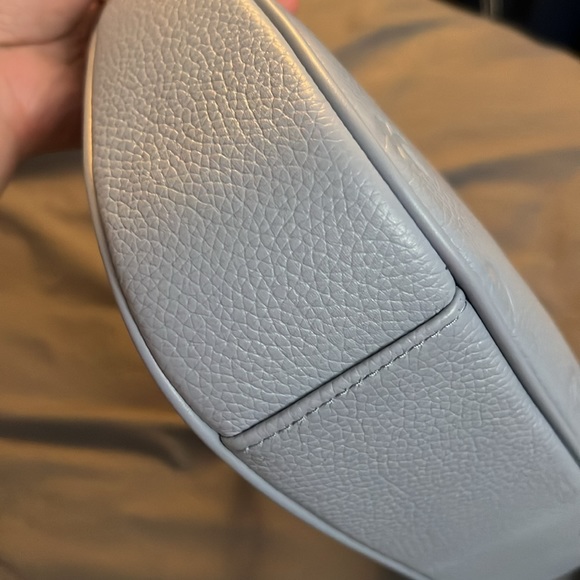 Michael Kors CORA Medium Zip Pouchette Chain Shoulder Crossbody Bag in pale blue - Picture 7 of 10